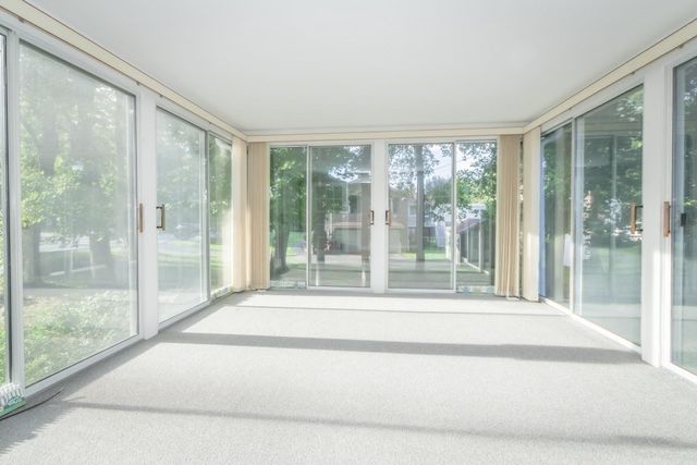 38 Guild St 1, Lowell, MA 01852