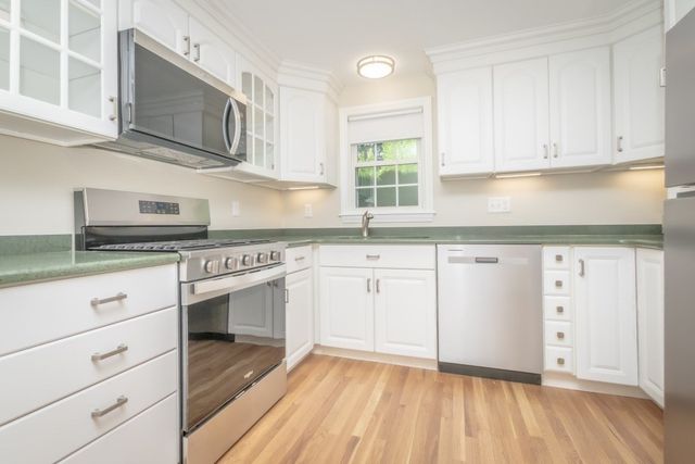 38 Guild St 1, Lowell, MA 01852