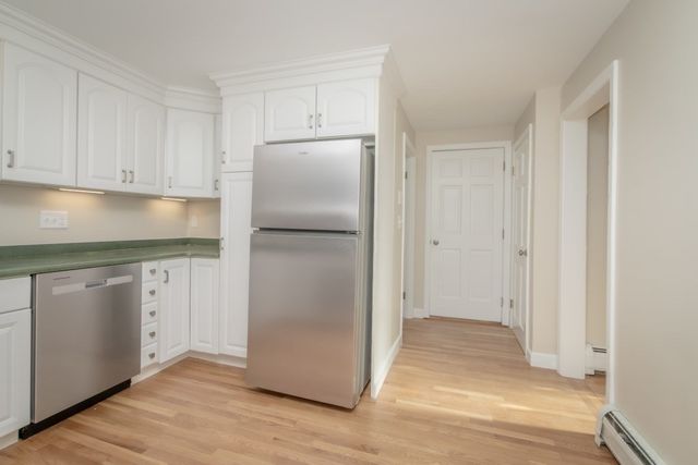 38 Guild St 1, Lowell, MA 01852