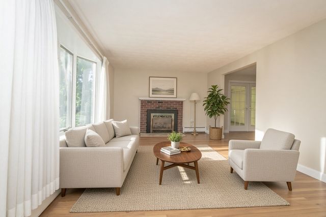 38 Guild St 1, Lowell, MA 01852