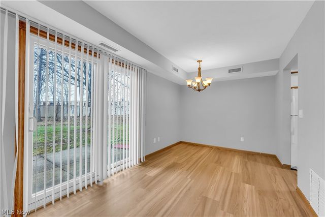 10446 Independence Drive 20D, North Royalton, OH 44133