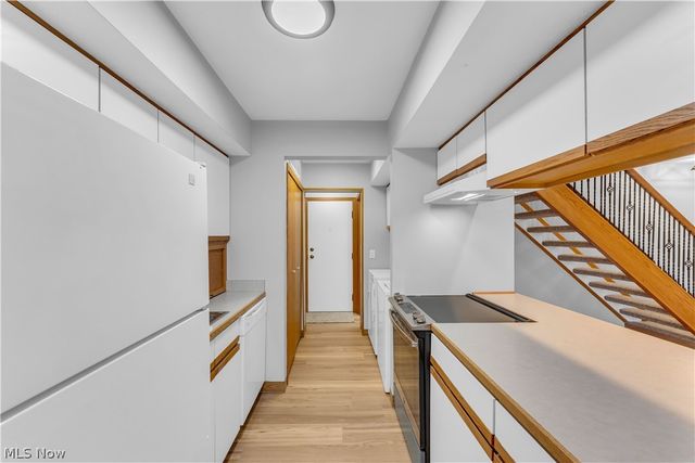 10446 Independence Drive 20D, North Royalton, OH 44133