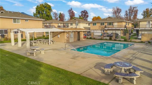 3003 Knollwood Avenue 2, La Verne, CA 91750