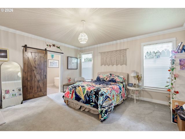 2575 CRESCENT Ave, Eugene, OR 97408