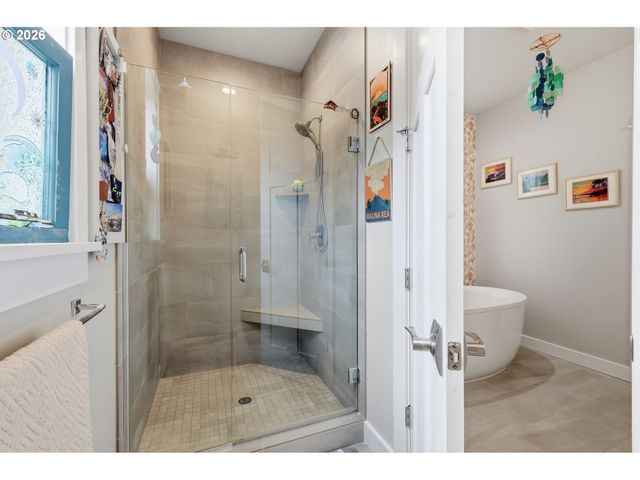 2575 CRESCENT Ave, Eugene, OR 97408
