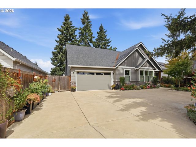 2575 CRESCENT Ave, Eugene, OR 97408
