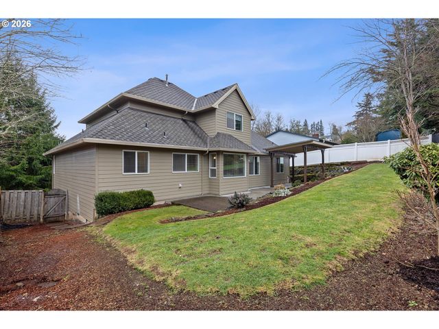 3808 FAIRHAVEN Dr, West Linn, OR 97068