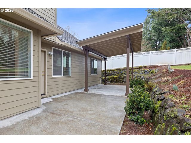 3808 FAIRHAVEN Dr, West Linn, OR 97068