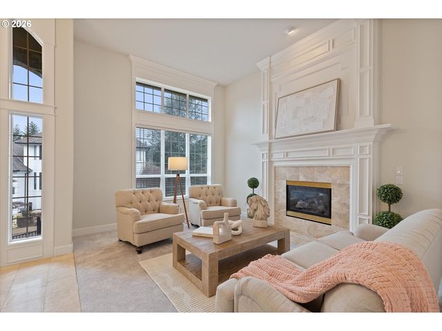 3808 FAIRHAVEN Dr, West Linn, OR 97068