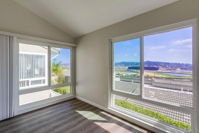 823 Sea Turf Circle, Solana Beach, CA 92075