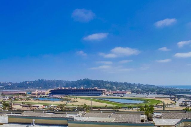 823 Sea Turf Circle, Solana Beach, CA 92075