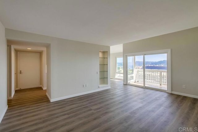 823 Sea Turf Circle, Solana Beach, CA 92075