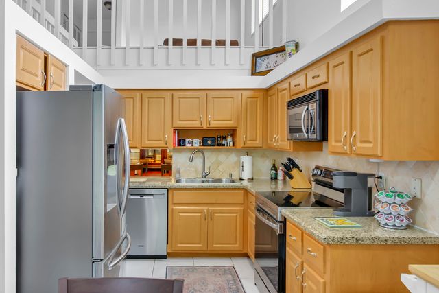 6850 NW 2nd Avenue NW 28, Boca Raton, FL 33487