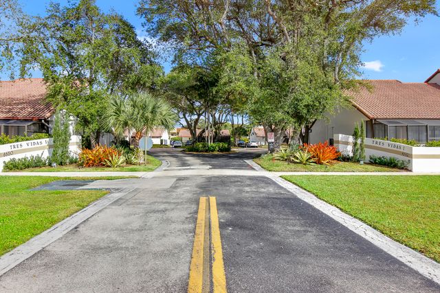 6850 NW 2nd Avenue NW 28, Boca Raton, FL 33487