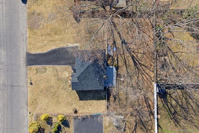 149 Delaware Avenue, Bay Shore, NY 11706