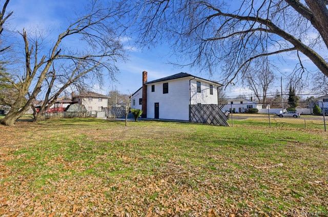 149 Delaware Avenue, Bay Shore, NY 11706