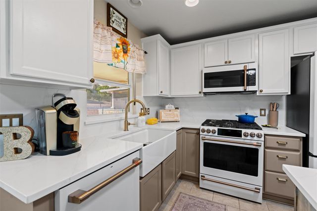 124 Huntsville CV, Georgetown, TX 78633