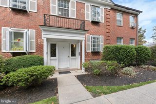 922 MONTGOMERY AVE #C-1, Bryn Mawr, PA 19010