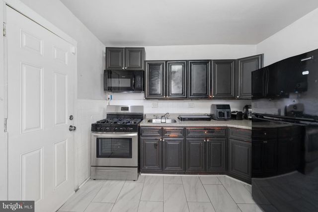 6084 UPLAND ST, Philadelphia, PA 19142