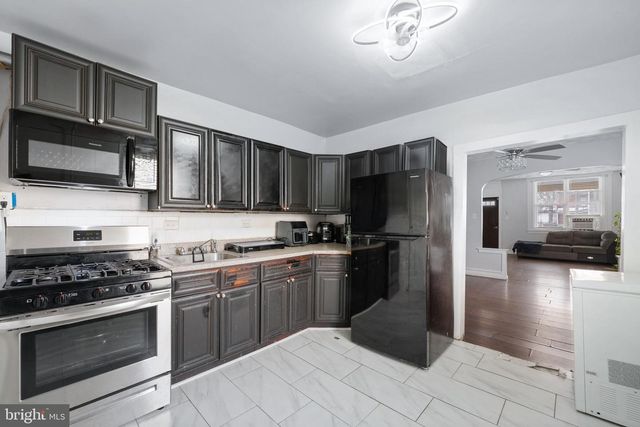 6084 UPLAND ST, Philadelphia, PA 19142