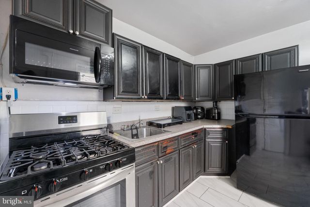 6084 UPLAND ST, Philadelphia, PA 19142