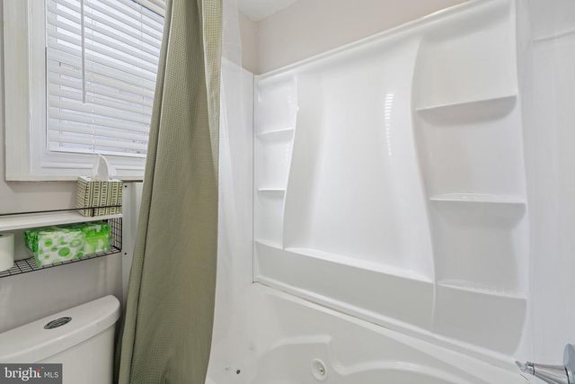 6084 UPLAND ST, Philadelphia, PA 19142