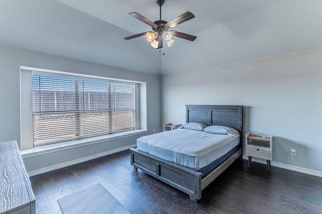 1901 Maplewood Drive, Glenn Heights, TX 75154