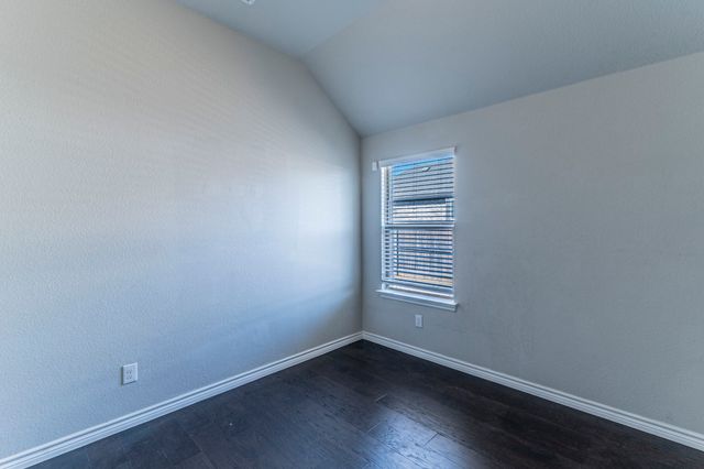 1901 Maplewood Drive, Glenn Heights, TX 75154