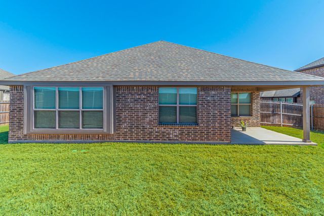 1901 Maplewood Drive, Glenn Heights, TX 75154