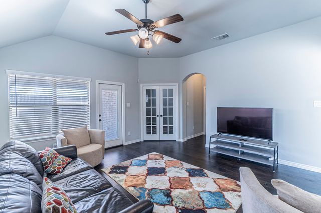 1901 Maplewood Drive, Glenn Heights, TX 75154