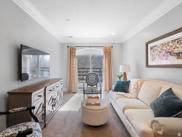 57 W GROVE CREEK CIR, Farmington, UT 84025