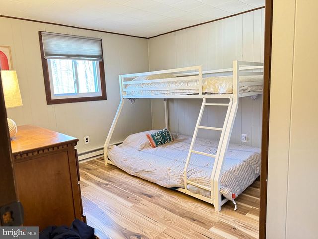 437 ORONO DR, Pocono Lake, PA 18347