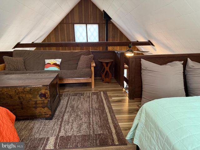 437 ORONO DR, Pocono Lake, PA 18347