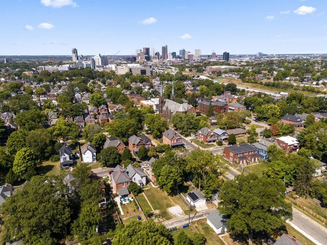 700 S Champion Avenue, Columbus, OH 43205