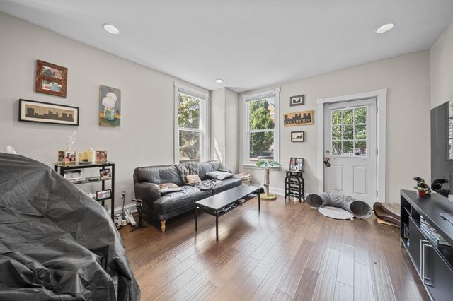 700 S Champion Avenue, Columbus, OH 43205