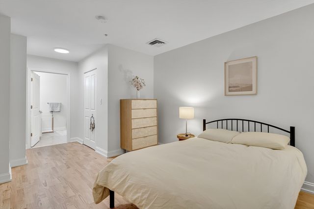 318 Rindge Ave 103, Cambridge, MA 02140