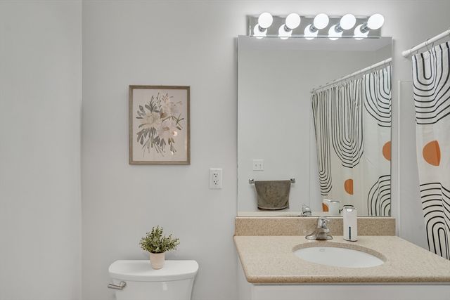 318 Rindge Ave 103, Cambridge, MA 02140