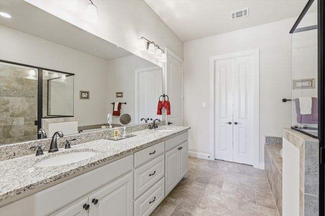 6909 Heather Lane, North Richland Hills, TX 76182