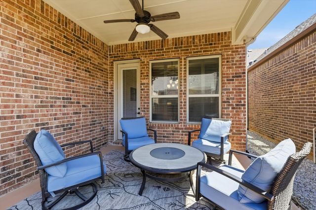 6909 Heather Lane, North Richland Hills, TX 76182