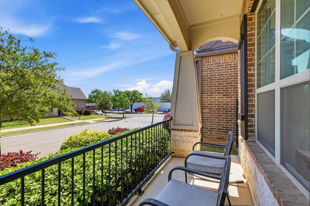 6909 Heather Lane, North Richland Hills, TX 76182