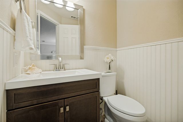 6004 Auburndale Avenue E, University Park, TX 75205