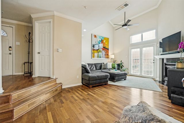 6004 Auburndale Avenue E, University Park, TX 75205