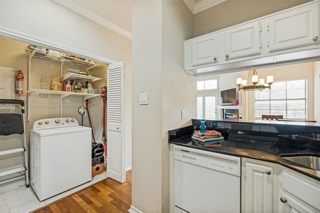 6004 Auburndale Avenue E, University Park, TX 75205