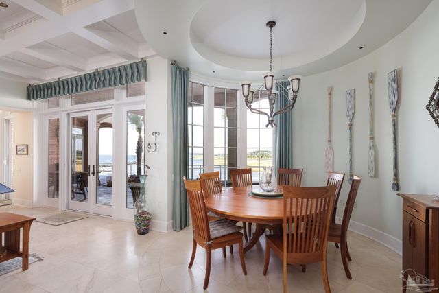 17 Wharf Ave, Pensacola, FL 32502