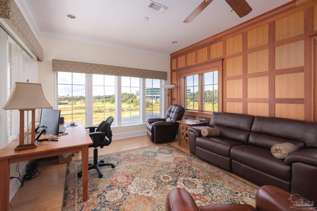 17 Wharf Ave, Pensacola, FL 32502