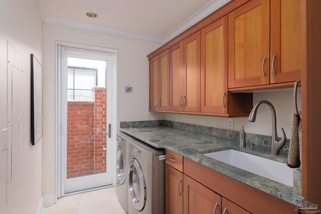 17 Wharf Ave, Pensacola, FL 32502