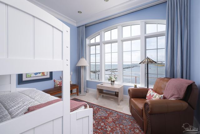 17 Wharf Ave, Pensacola, FL 32502