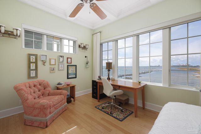 17 Wharf Ave, Pensacola, FL 32502