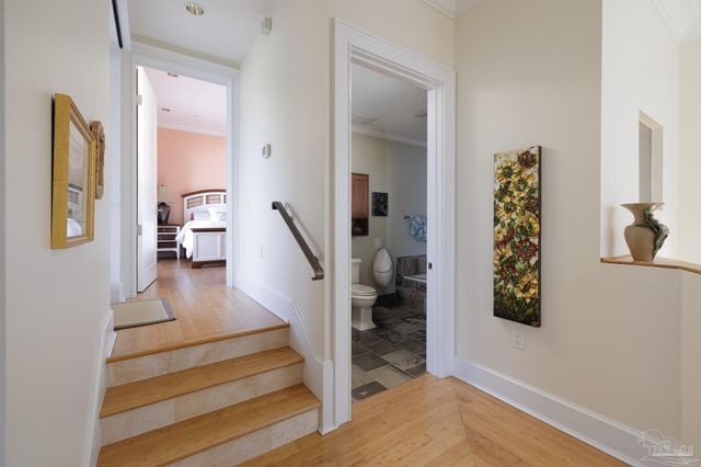 17 Wharf Ave, Pensacola, FL 32502