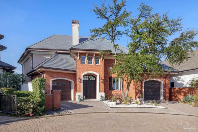 17 Wharf Ave, Pensacola, FL 32502